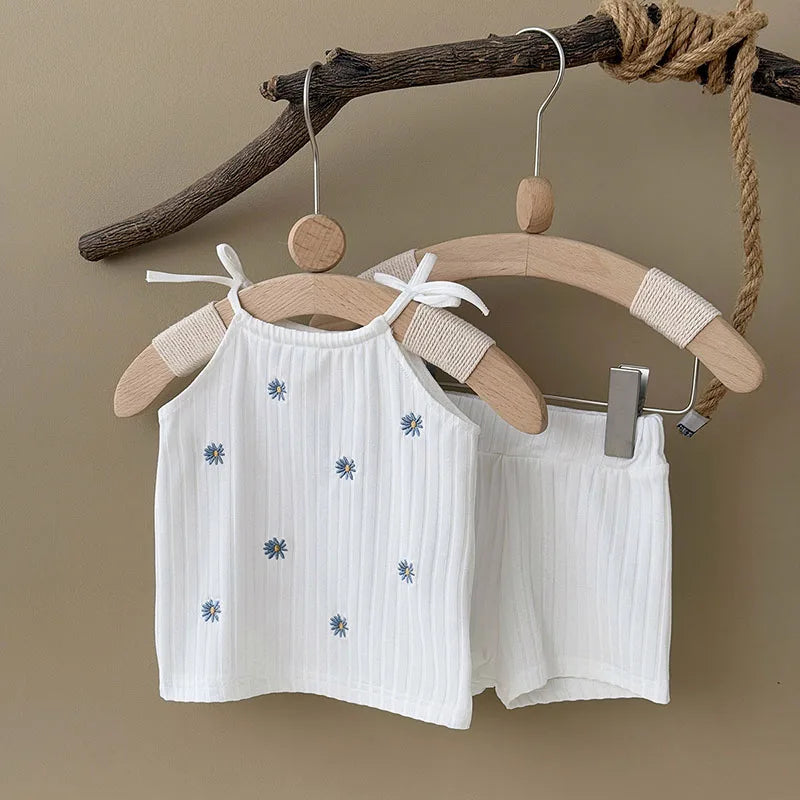 Embroidered Daisy Casual Top and Short Set