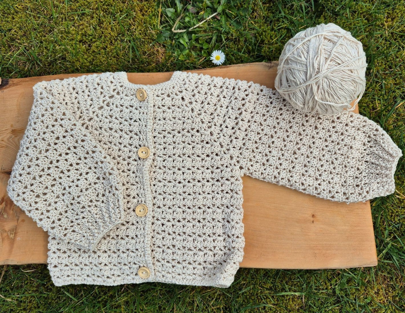 Maia's Farm - Crochet Cardigan - Natural