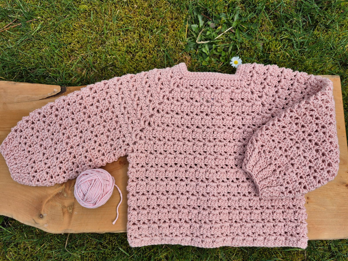 Maia's Farm - Crochet Cardigan - Vintage Rose