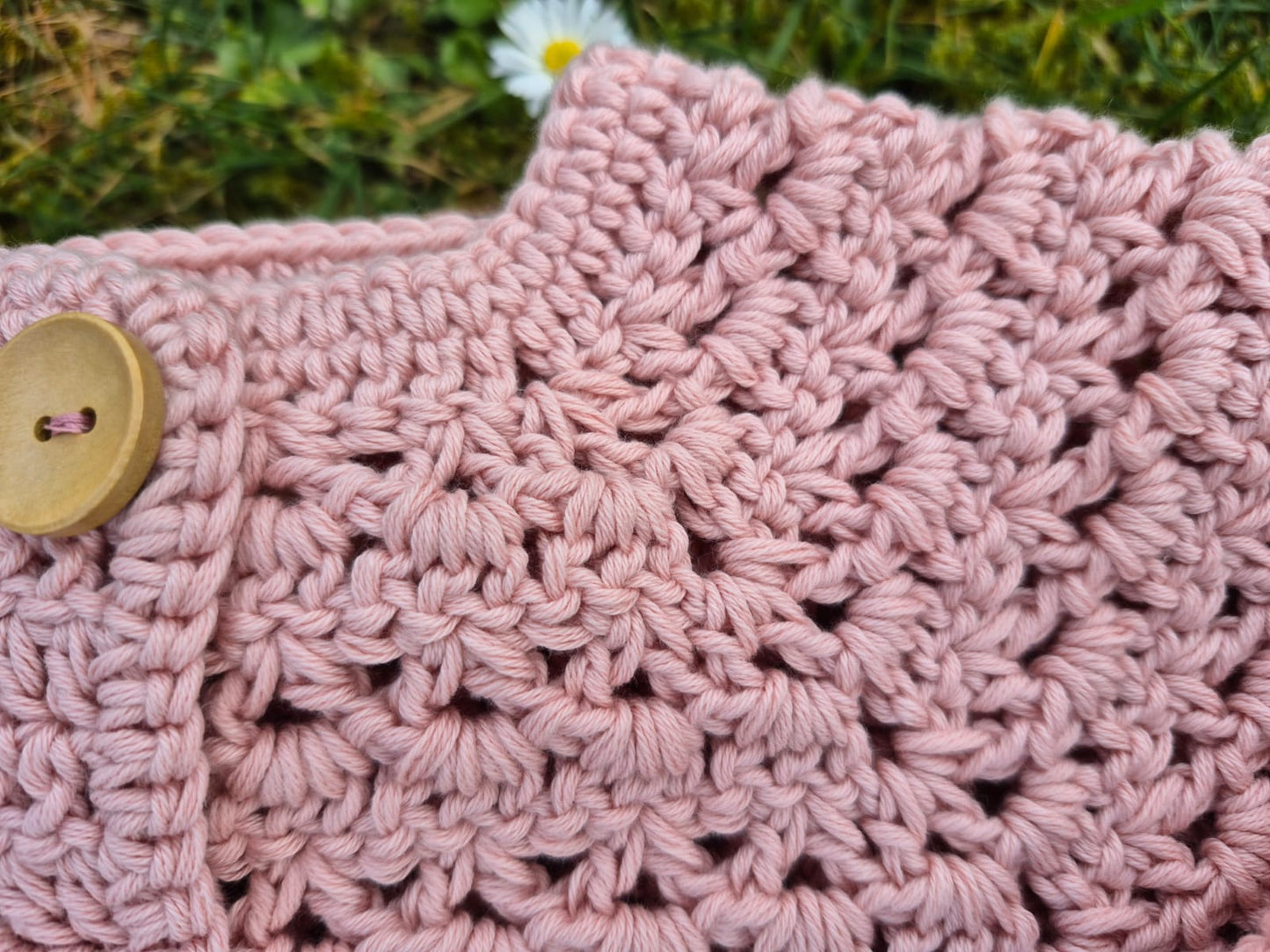 Maia's Farm - Crochet Cardigan - Vintage Rose